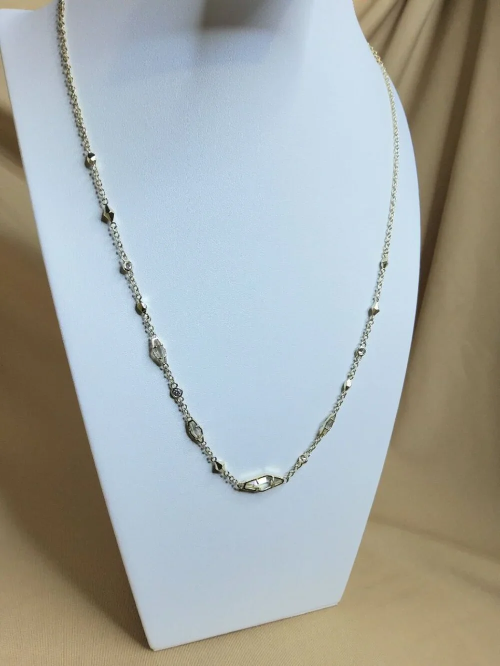 kendra scott debra silver tone aurora borealis chrystals station necklace